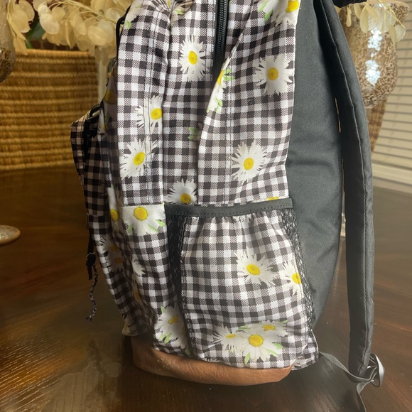 Jansport Black and White Checkered Backpack with Daisy Print - Picture 5 of 9